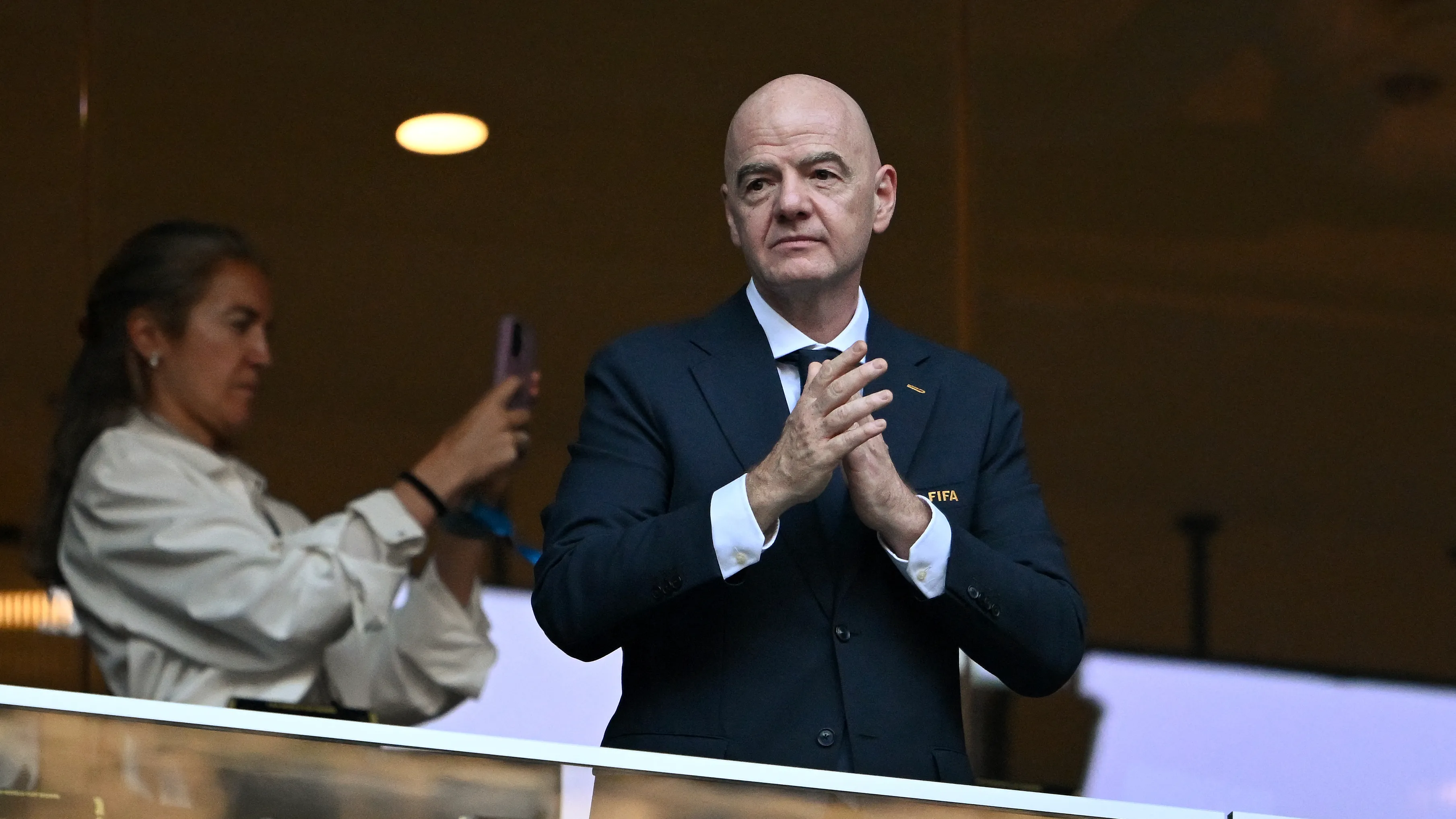 特朗普力挺因凡蒂诺，FIFA主席危机中的关键盟友